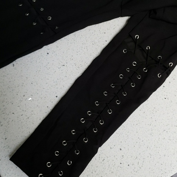 😻😻 S/M HIGH QUALITY OPEN LACED LEGGINGS - Picture 5 of 7